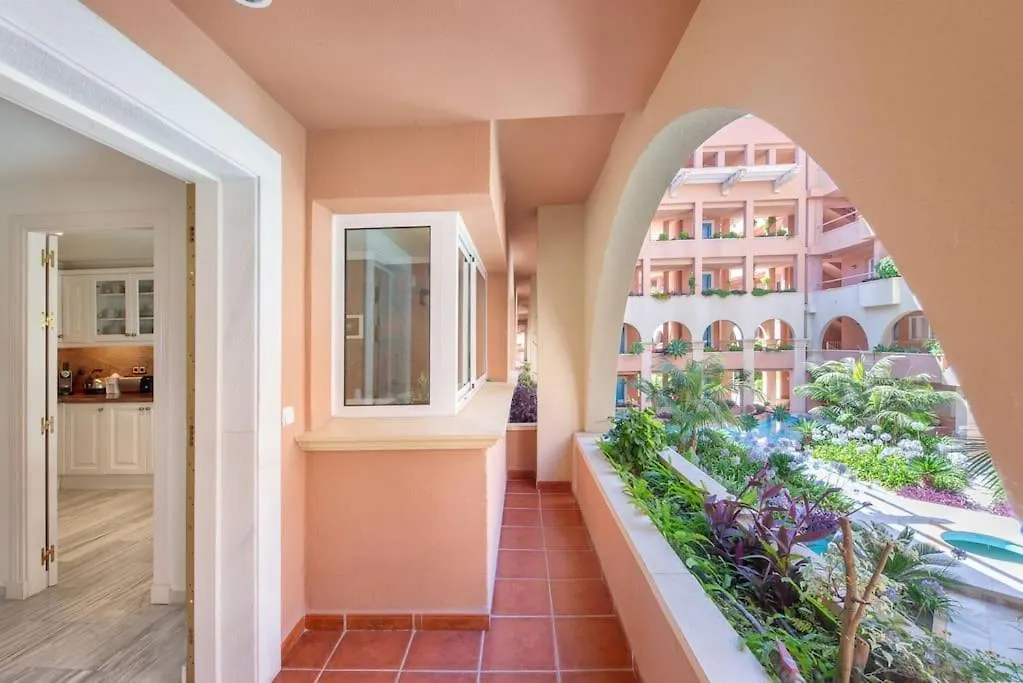 Apartament Magna Marbella 0*,